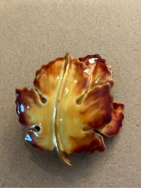 Vintage Sandor Co Enamel Double Leaf Brooch- Rare